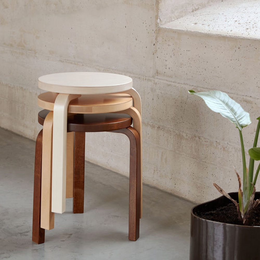artek-stool-60-legs-natural-lacquered-artek-paustian