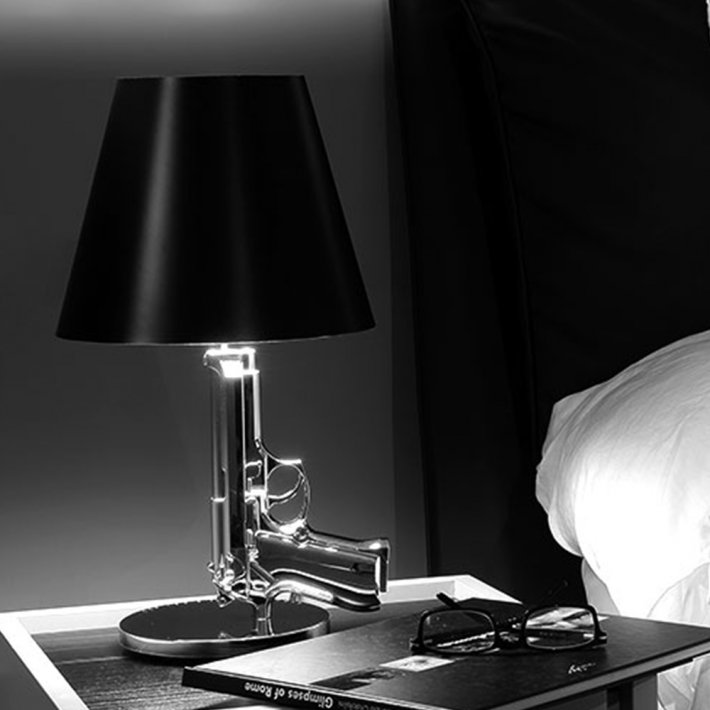 Paustian Flos Bedside Gun bordlampe
