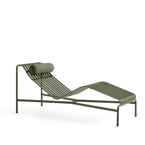hay chaise lounge