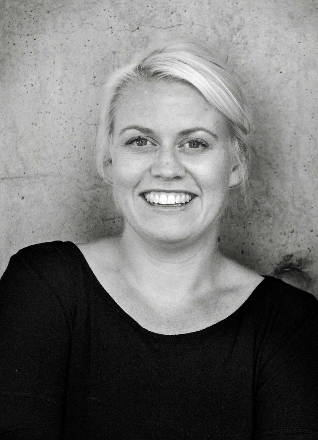Polmar, Sara Wright
